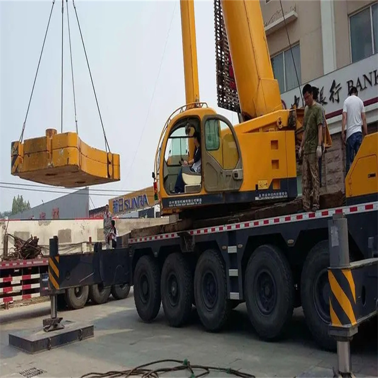 七坊镇当地吊车出租|机器吊装|75吨|工厂搬迁服务